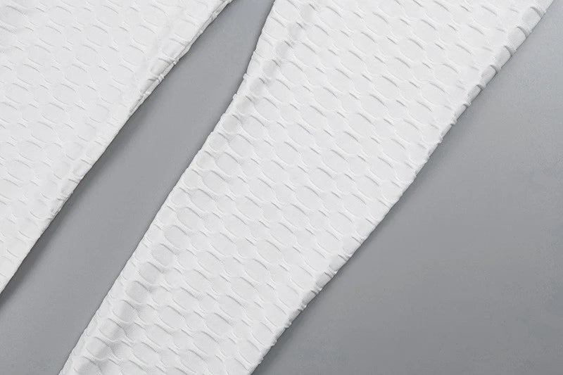 FlexFemme™ – Backless Halter Fitness Jumpsuit (Breathable, Sculpting & Supportive)