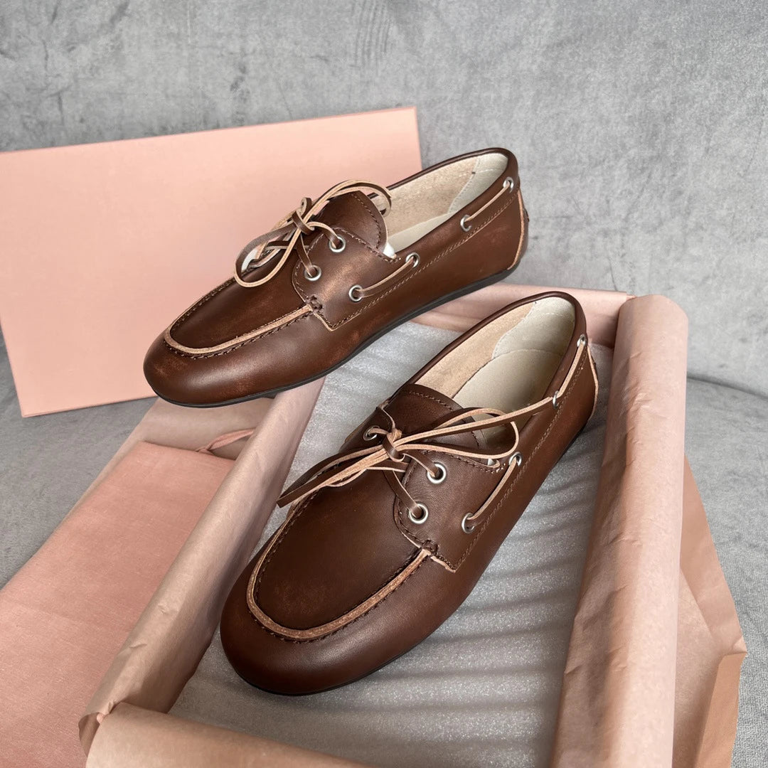 Soft Leather Slip-On Flats – Casual Women’s 2025