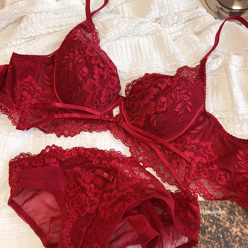 Women Hollow Lace Bra Set