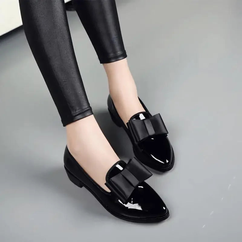 Women’s Leather Loafers Round Toe Lace-Up Shoes