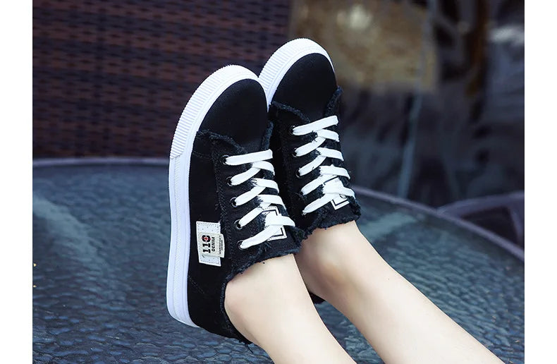 Women Canvas Shoes Lightweight Flat Sneakers