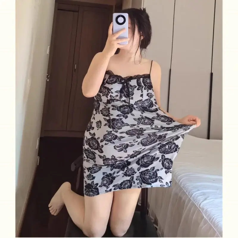 Women Extra Size Lace Suspender Nightdress Loungewear