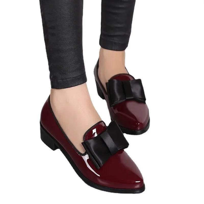 Women’s Leather Loafers Round Toe Lace-Up Shoes