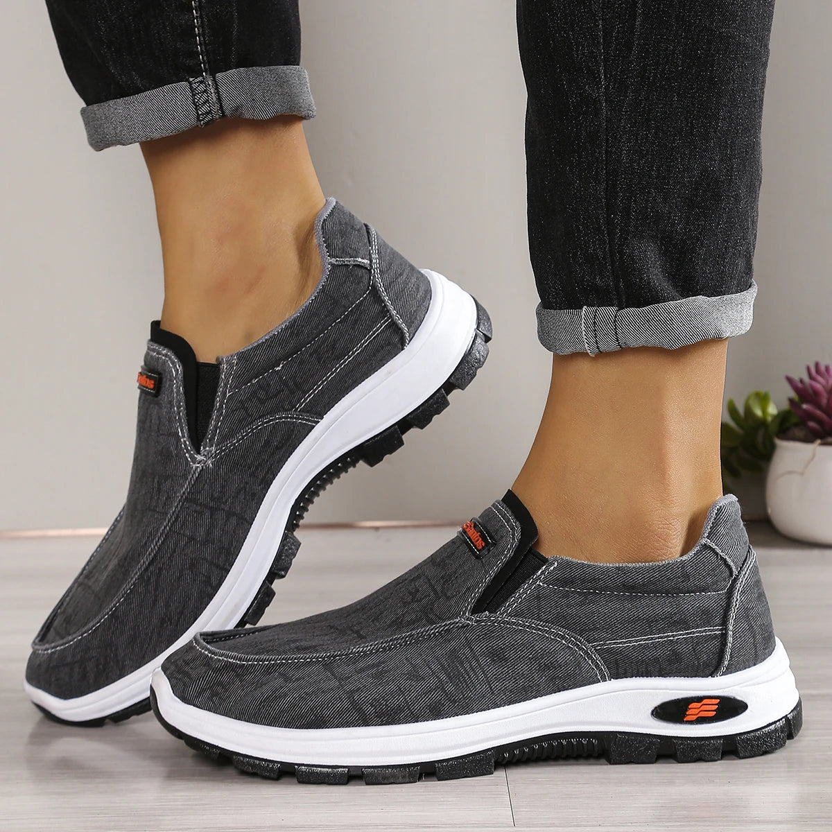 Men Flying Mesh Sports Sneakers