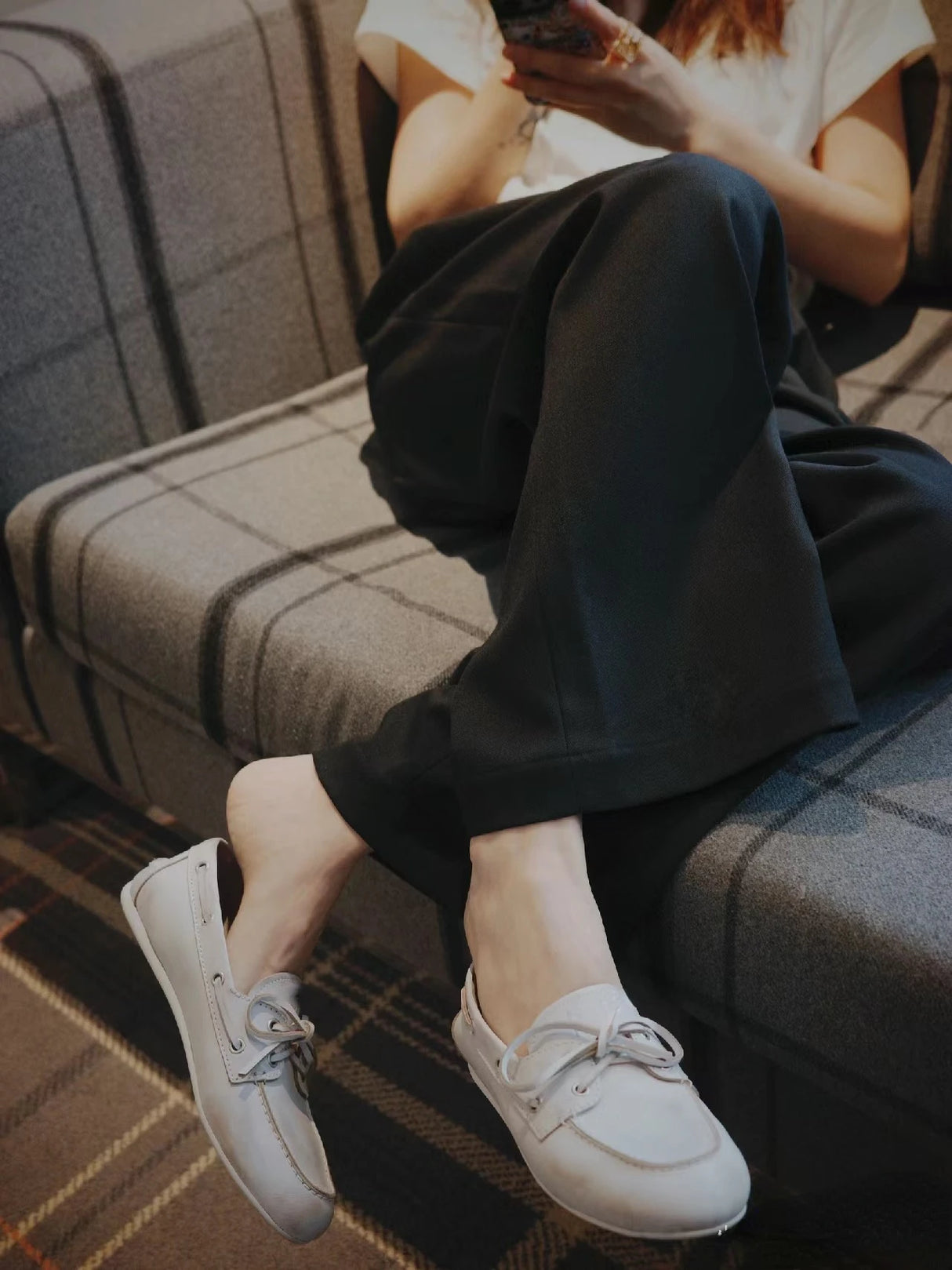 Soft Leather Slip-On Flats – Casual Women’s 2025