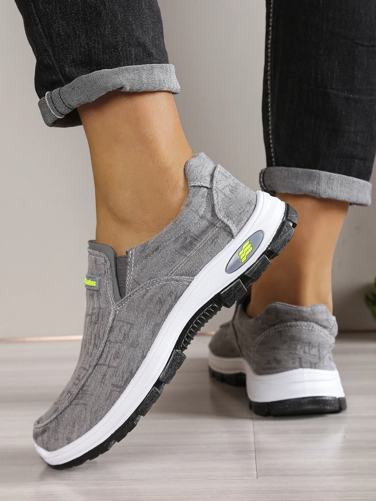 Men Flying Mesh Sports Sneakers