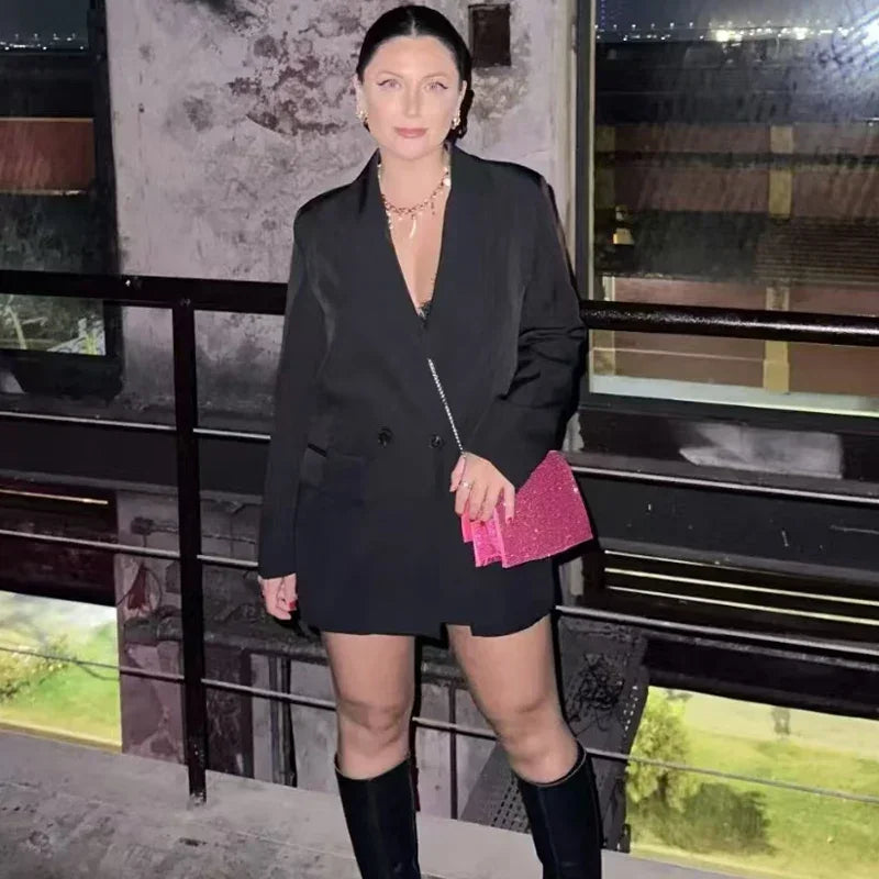 MetroChic™ – Tailored Casual Blazer (2025 Office Fit, Fashion-Forward Design)