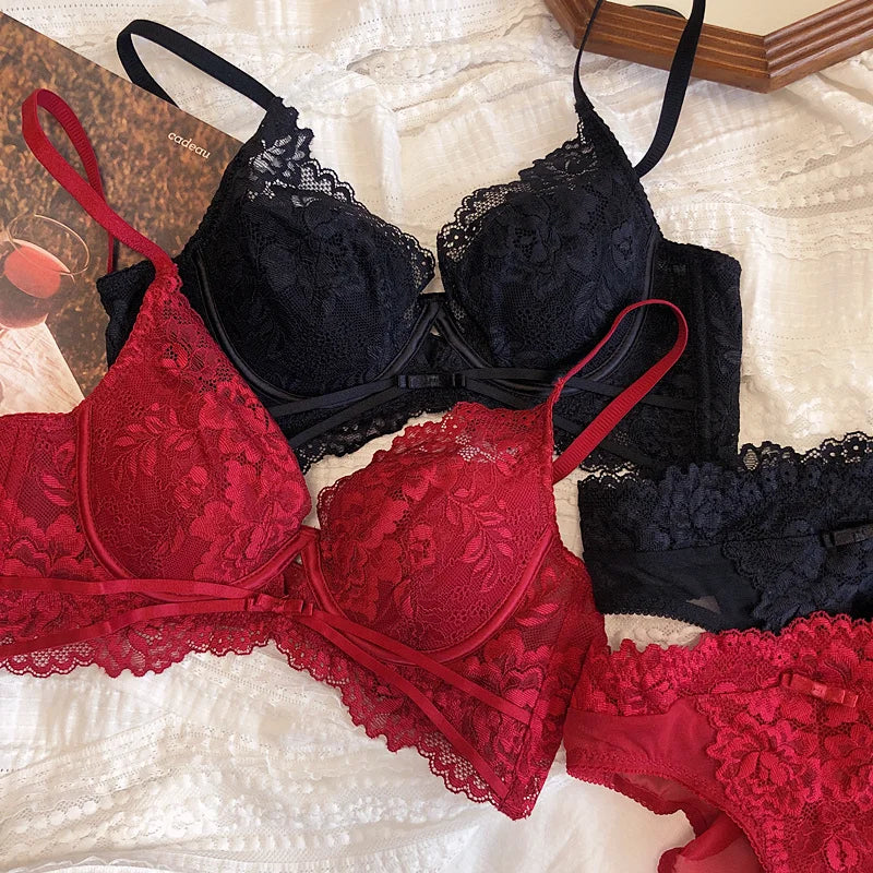 Women Hollow Lace Bra Set