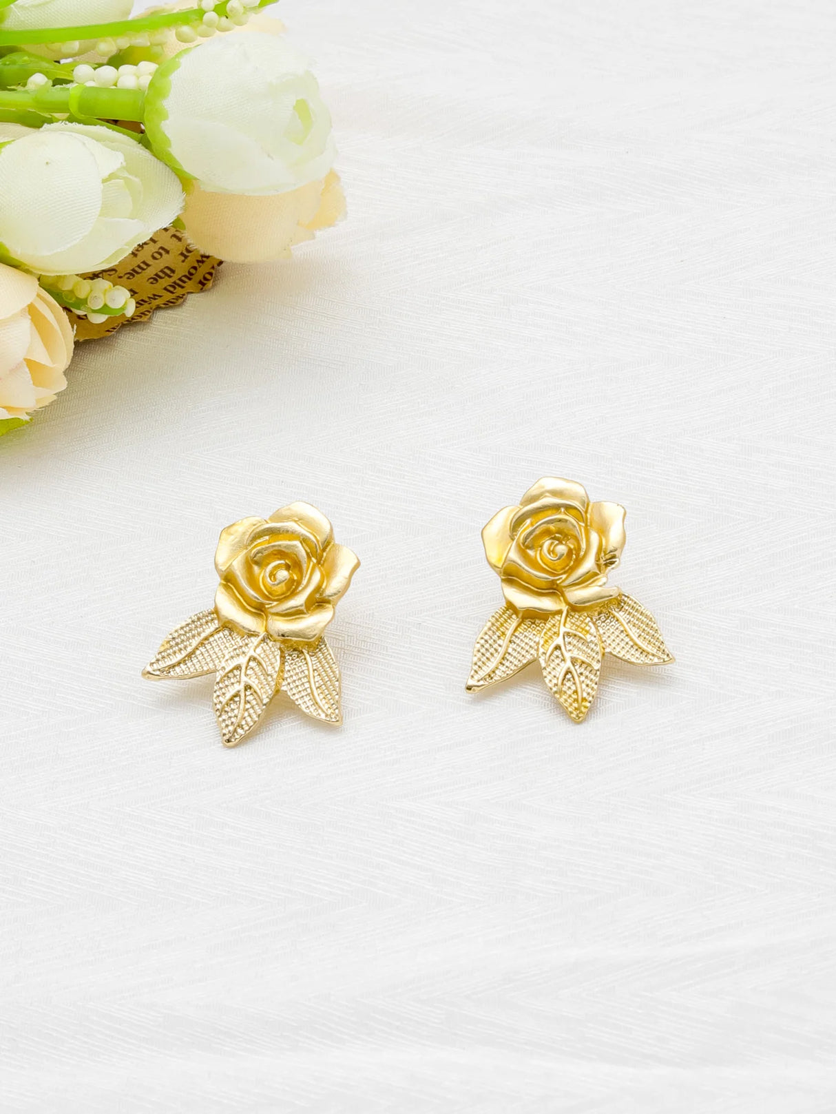 Women’s 18K Gold Flower Jewelry Set