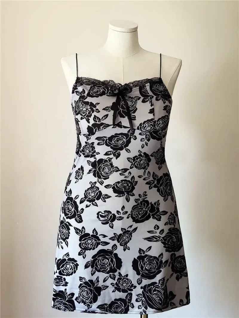 Women Extra Size Lace Suspender Nightdress Loungewear