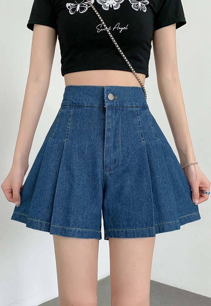 Women's Loose Pleated Denim Shorts