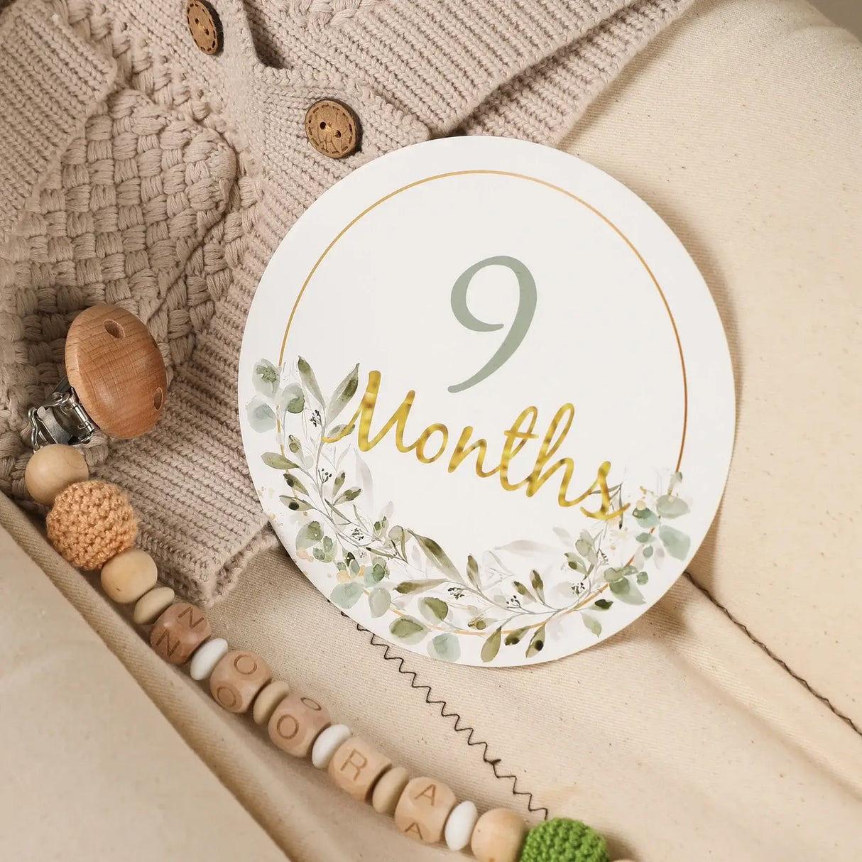 9 months milestone card with floral design, ideal for newborn photography and memory keeping.