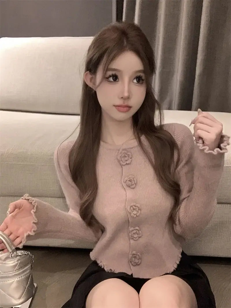 Women Cropped Floral Knit Cardigan