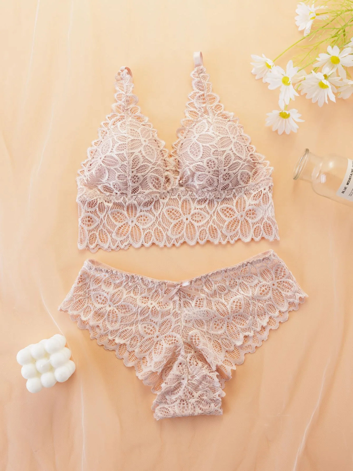 Women Contrast Lace Bra Set