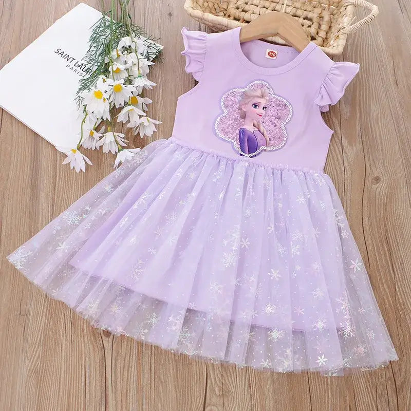 Girls summer princess dress featuring Elsa design, knee-length, lightweight mesh, perfect for ages 4-6.