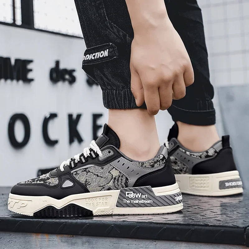 Men Breathable White Skateboard Sneakers