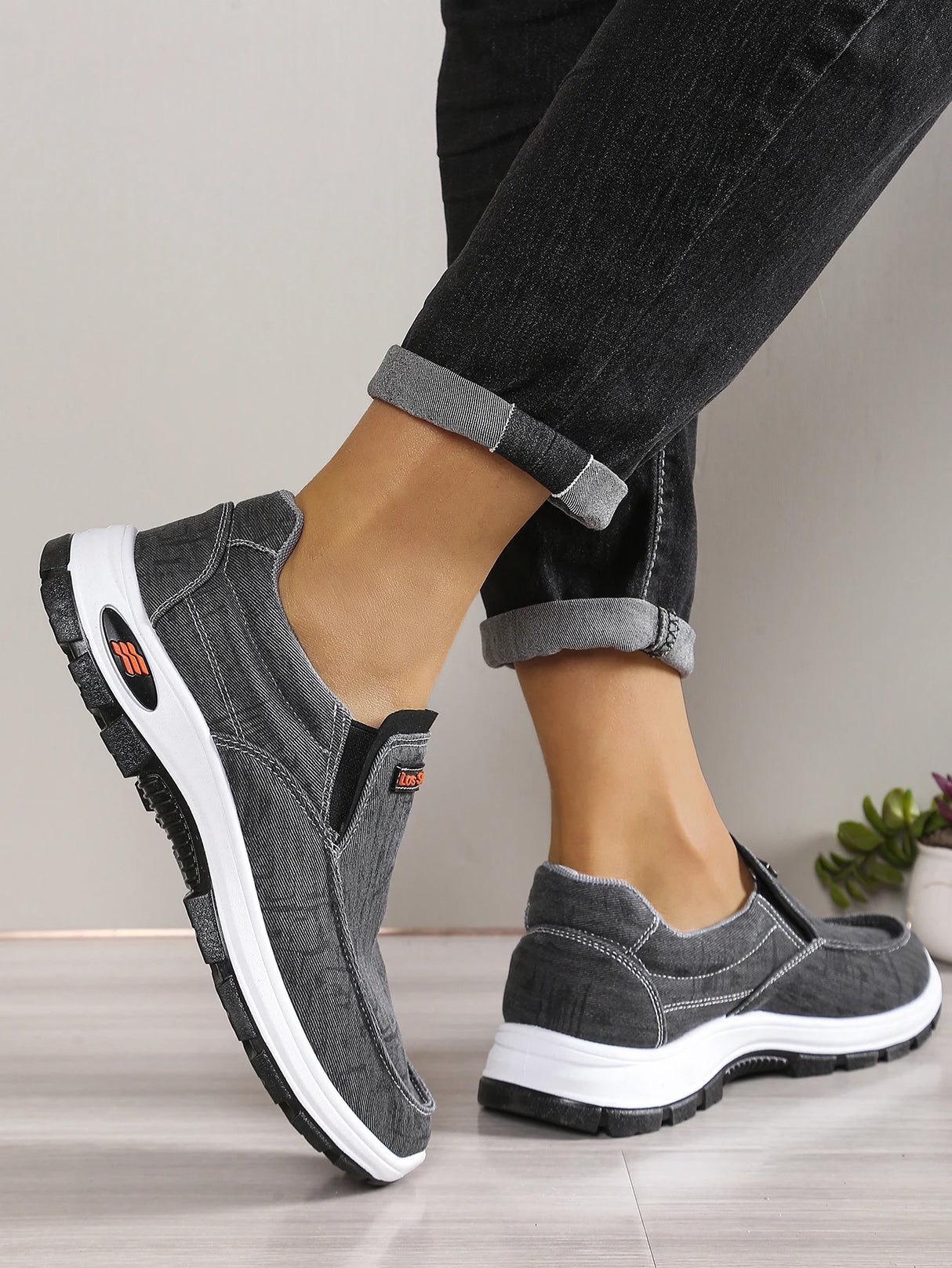 Men Flying Mesh Sports Sneakers