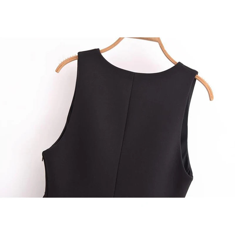 Back view of an elegant black V-neck women tank top, perfect for party wear in autumn/winter.