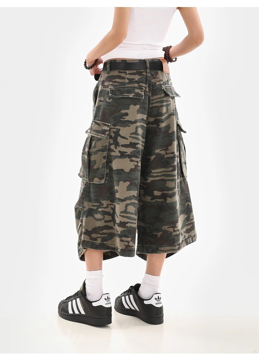 Women Camouflage Cargo Capri Shorts