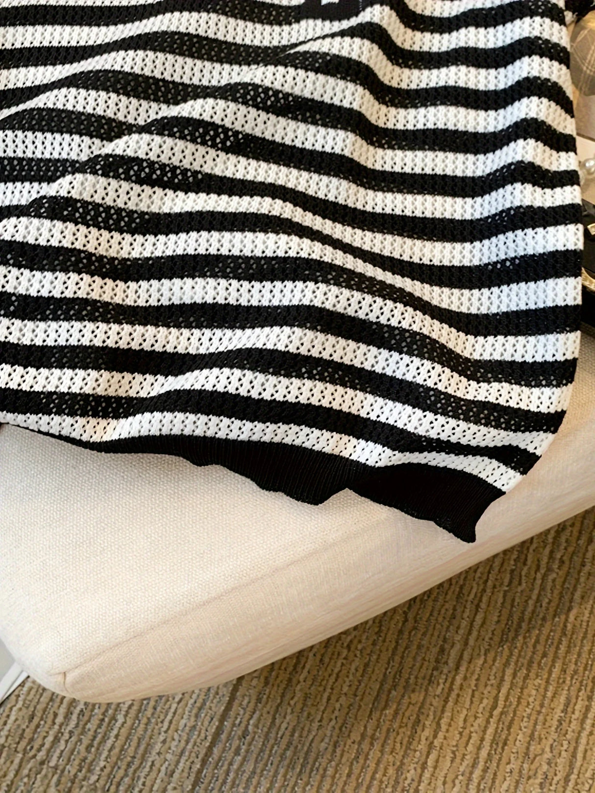 Women's Striped O-Neck Crop Sweater