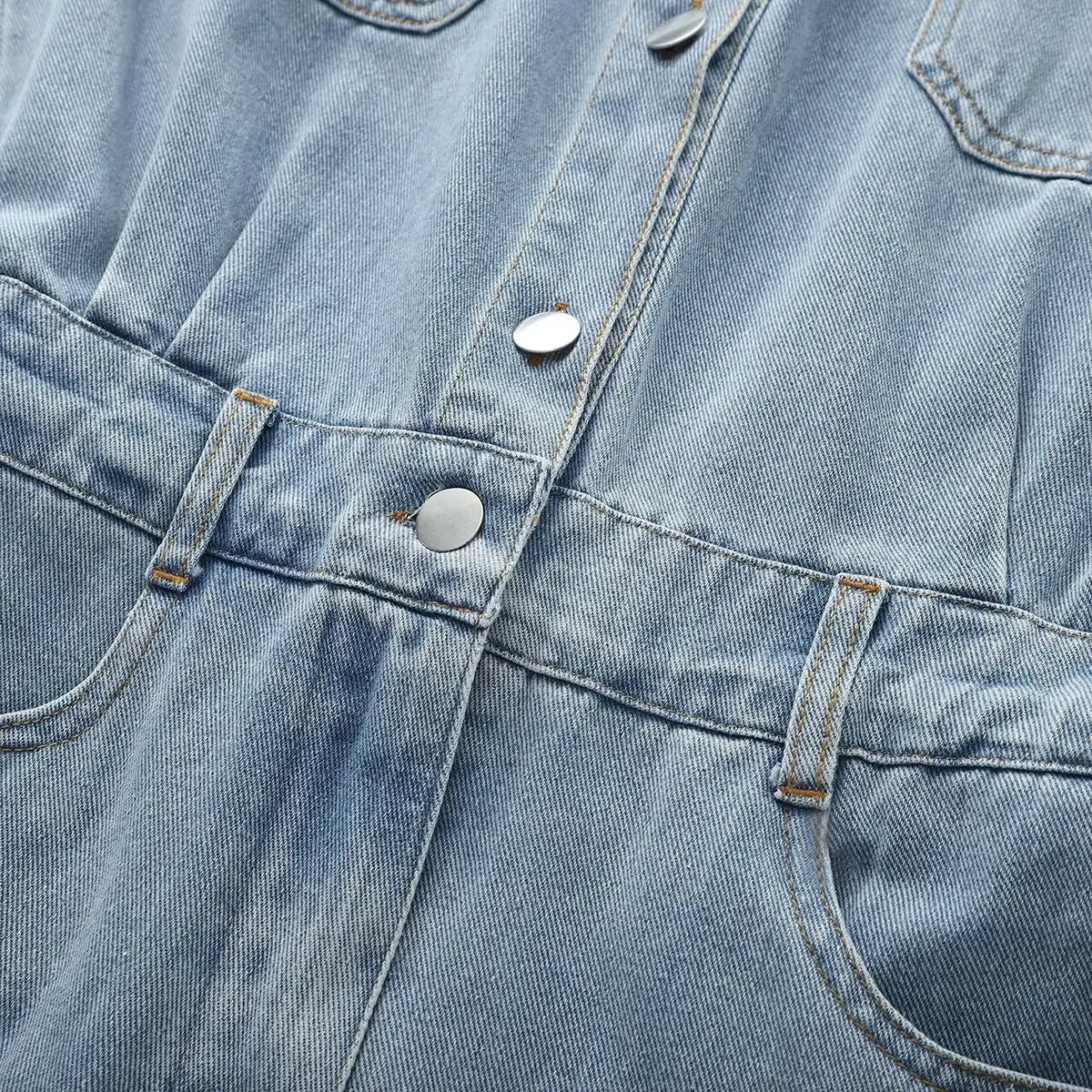 DenimPulse™ – Waist Slim Short Denim Jumpsuit (Playful, Sculpted & Trendy)