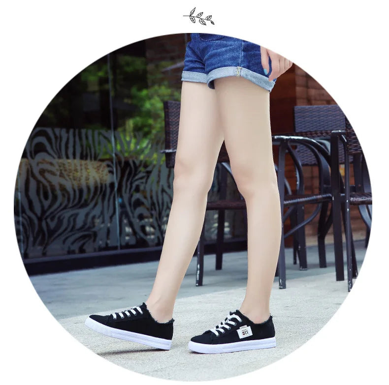 Women Canvas Shoes Lightweight Flat Sneakers