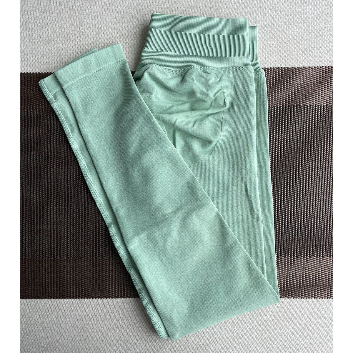 Women Seamless Ribbed Scrunch Yoga Leggings