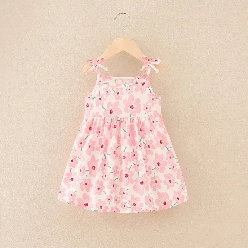 Summer cute girls dress featuring a floral print, sleeveless design, and knee-length silhouette, ideal for ages 4-6Y.