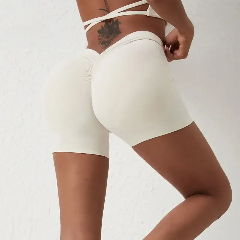 Women V Curve Push Up Yoga Shorts