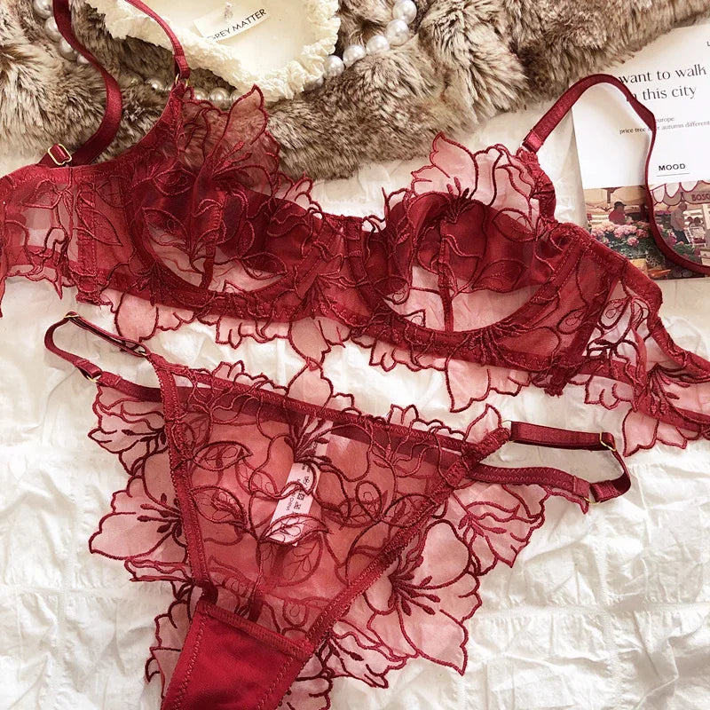 Women Embroidered Lingerie Set