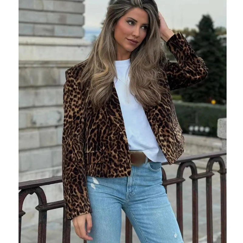 Velvra™ – Leopard Velvet Blazer Set (Luxury Print, Office to Evening Fashion)