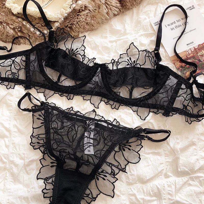 Women Embroidered Lingerie Set