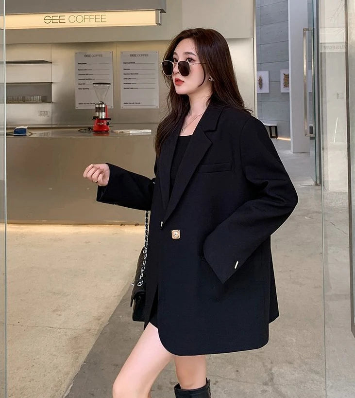 DrapeForm™ – Longline Loose Blazer (Youthful Black Jacket, Layered Elegance)