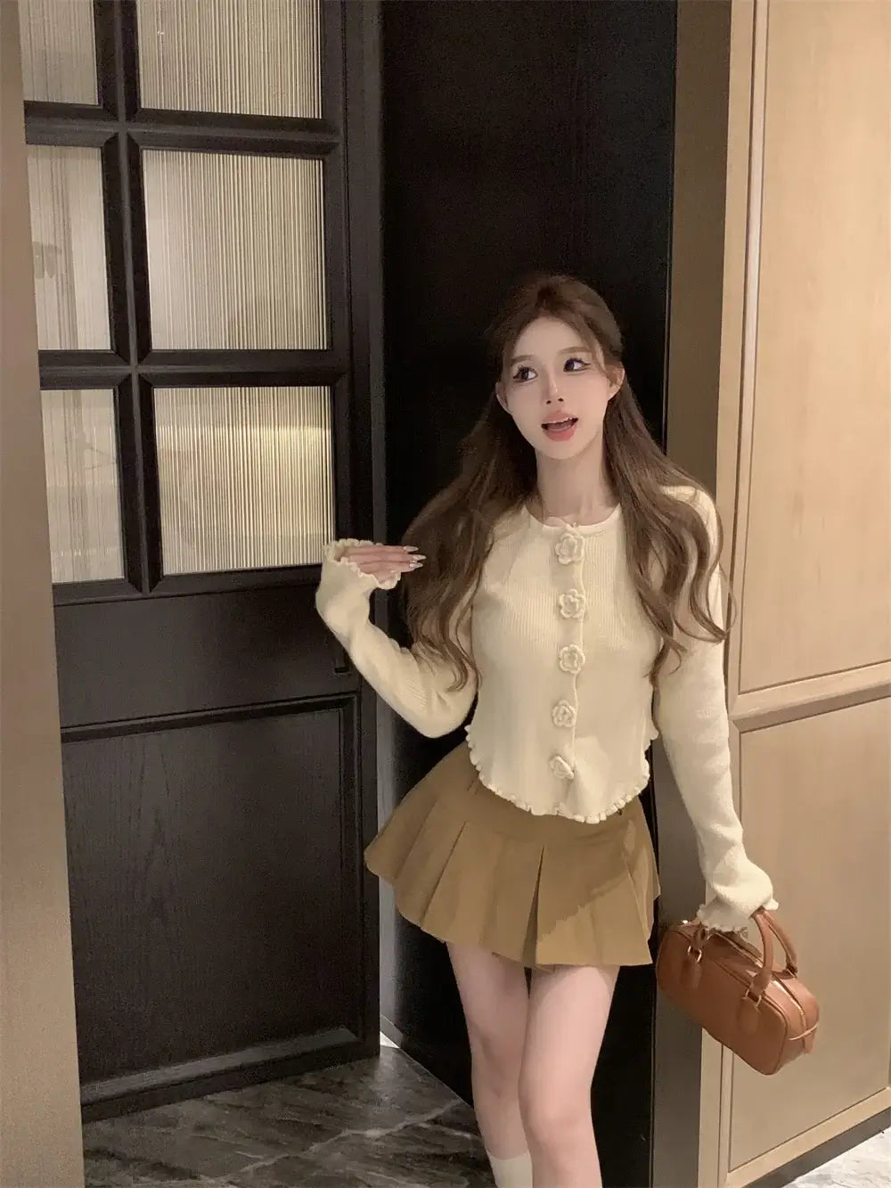 Women Cropped Floral Knit Cardigan