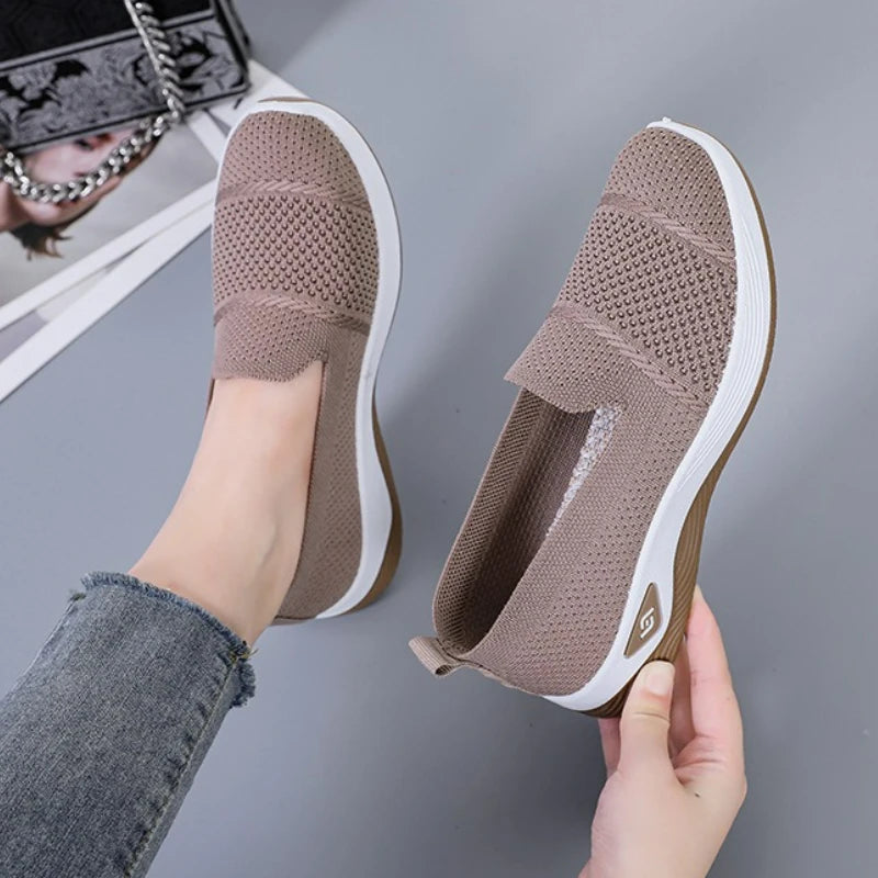 Knitted Lightweight Loafers – Breathable Platform 2025