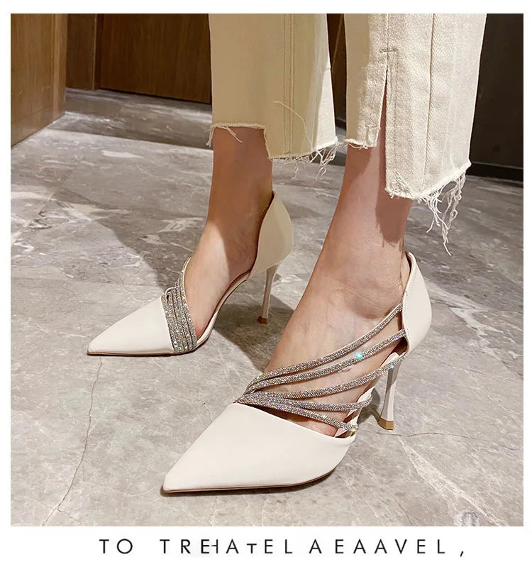 Autumn Evening Party Pumps – Nude, Black & Gold 2025