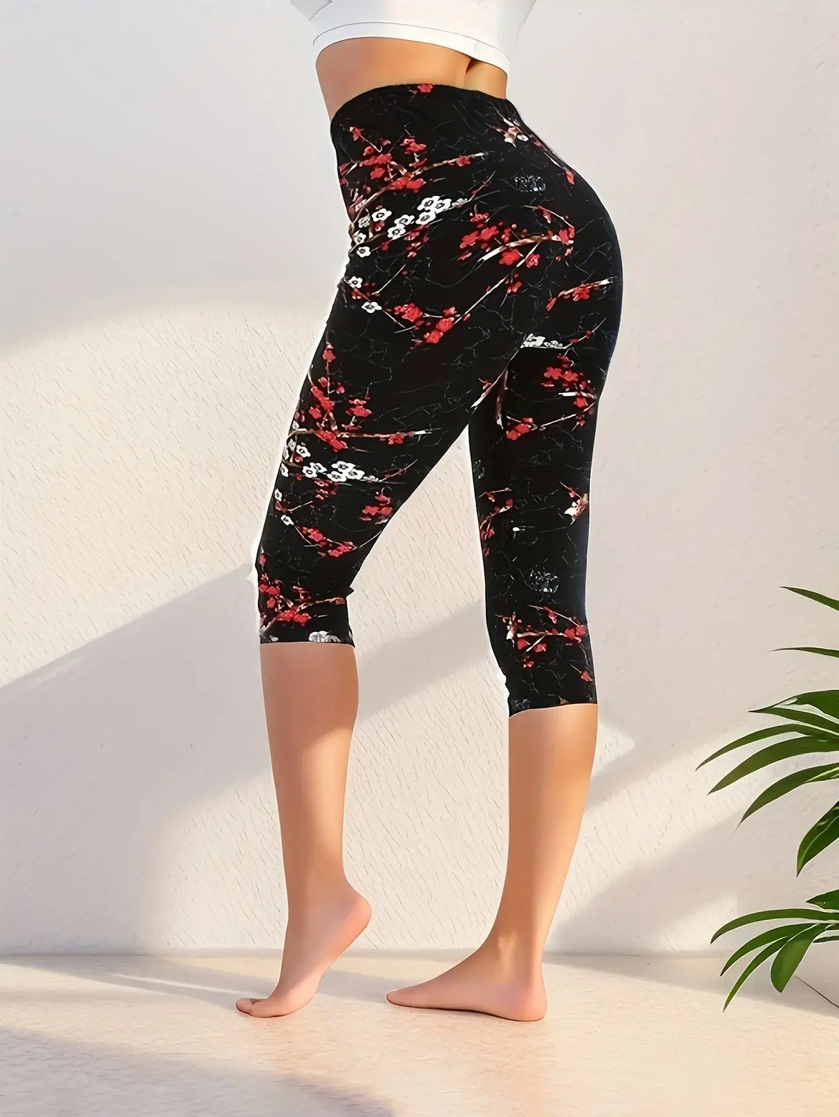 Women Floral Print Cropped Leggings