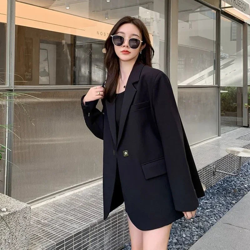 DrapeForm™ – Longline Loose Blazer (Youthful Black Jacket, Layered Elegance)