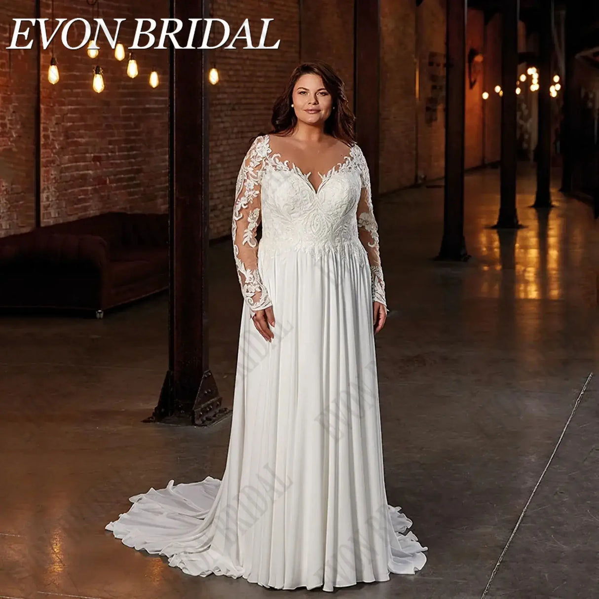 Women Plus Size Chiffon Scoop Neck Long Sleeve Wedding Dress