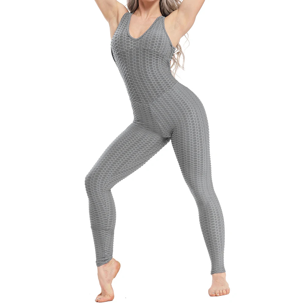 GymHalo™ – Backless Halter Skinny Jumpsuit (Fitness-Focused, Breathable & Bold)