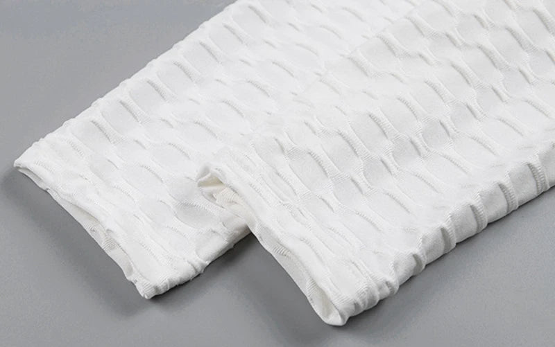 GymHalo™ – Backless Halter Skinny Jumpsuit (Fitness-Focused, Breathable & Bold)