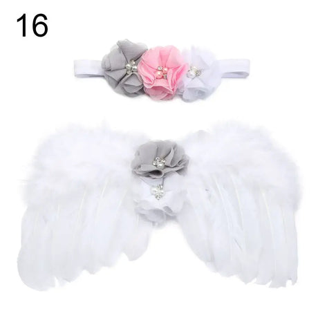 Cute newborn angel wings with pink and gray flower headband, perfect for baby girl photo shoots. Unisex baby accessory.