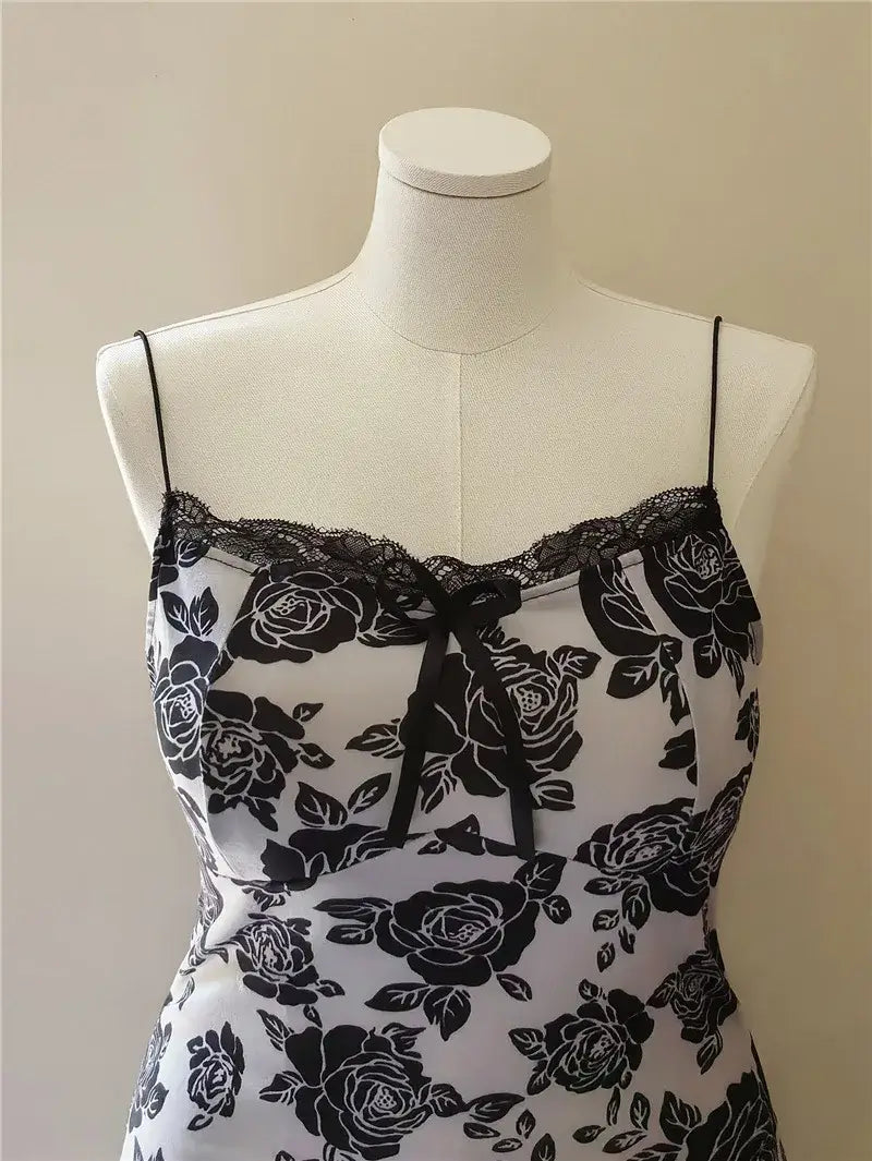 Women Extra Size Lace Suspender Nightdress Loungewear