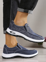 Men Flying Mesh Sports Sneakers