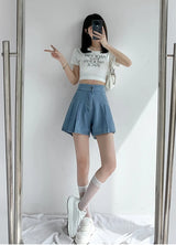 Women's Loose Pleated Denim Shorts