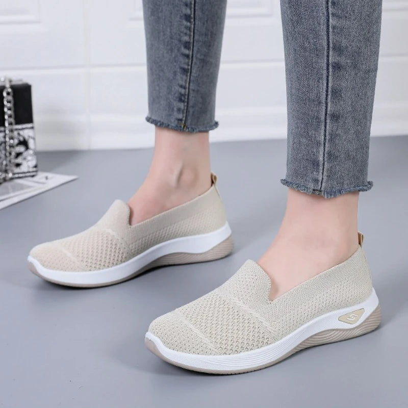 Knitted Lightweight Loafers – Breathable Platform 2025
