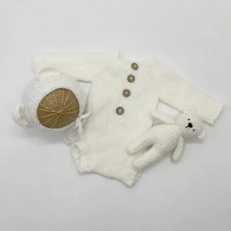 Newborn photo romper set featuring bear bonnet and teddy toy, perfect for 0-1 year baby photography.