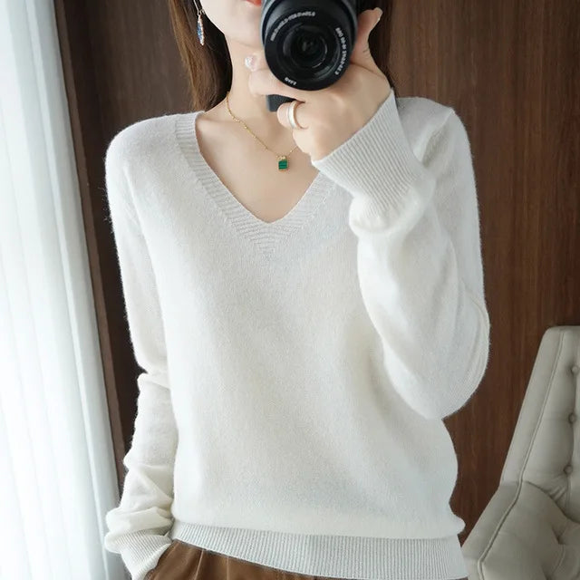Women's V-Neck Knitted Pullover Sweater