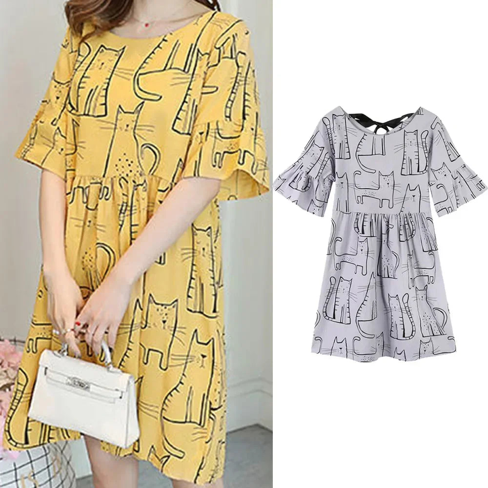 Loose Korean cartoon cat maternity dress in yellow and gray, knee-length, short sleeves, perfect for summer.