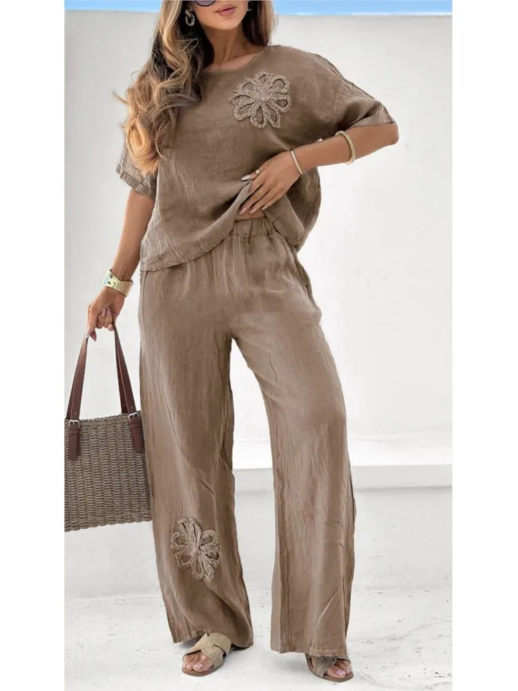 Women Embroidered Crop Pants Set